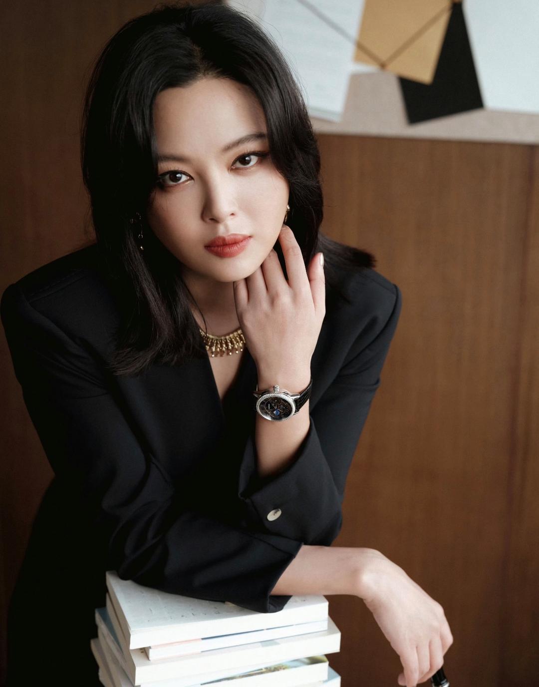 估计全网最发愁的，当属《庆余年》系列的导演。倒不是《庆余年3》拍摄推进遇到阻碍，