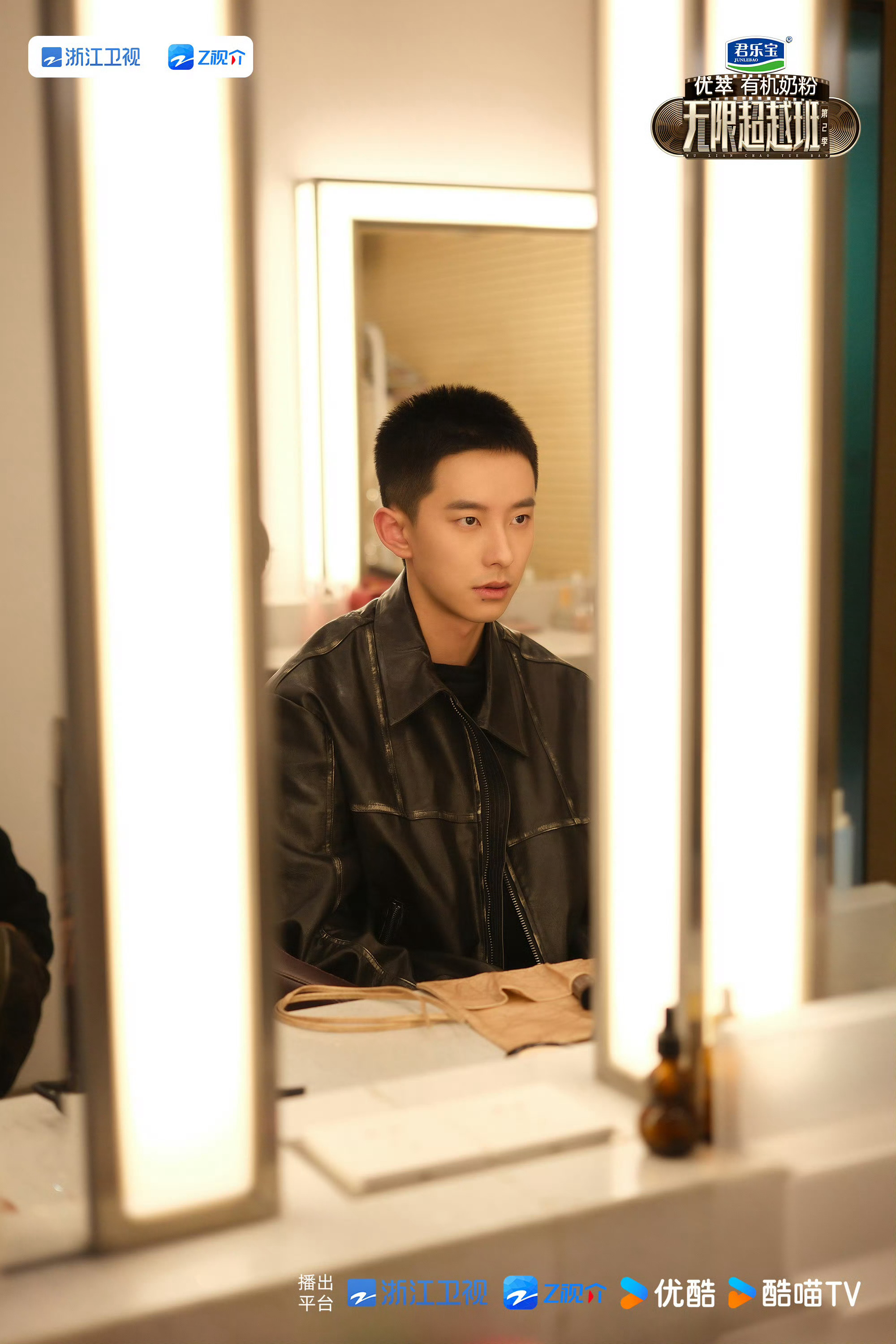 #锦超在八零年代当演员#锦超又杀回短剧了[赢牛奶]还是和吴镇宇老师强强合作，妥妥