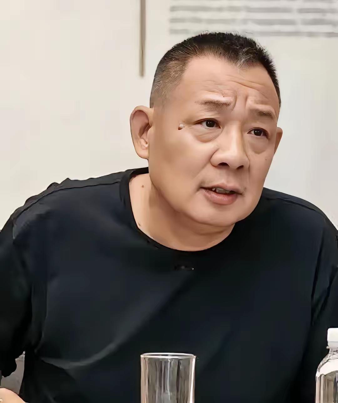 胖东来估计后牙槽都要咬碎了。原以为自己的大胆改革会让大家拍手叫好，没想到，网友的