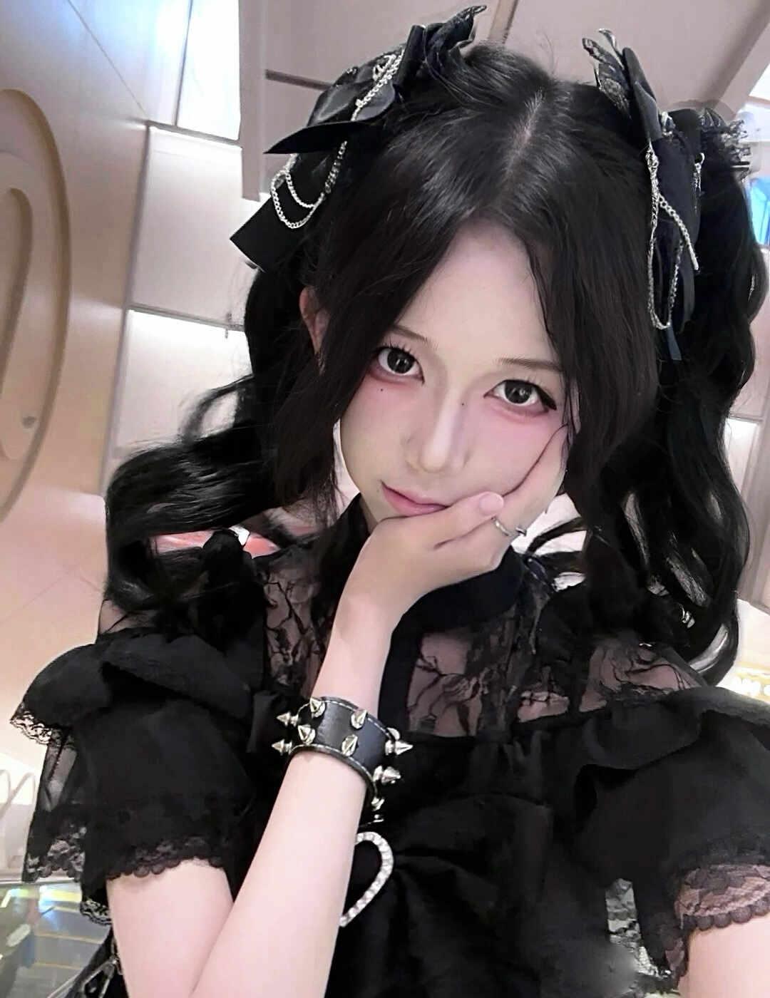 呼
5s 呃呃呃呃呃呃 蕾系 韩系 对不起我也不知道这是什么系