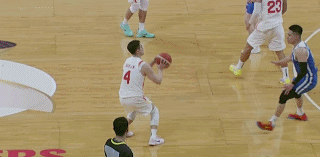 中国男篮vs中国台北男篮｜赵继伟这个三分太牛逼了！距离三分线三四步，直接扔进去了