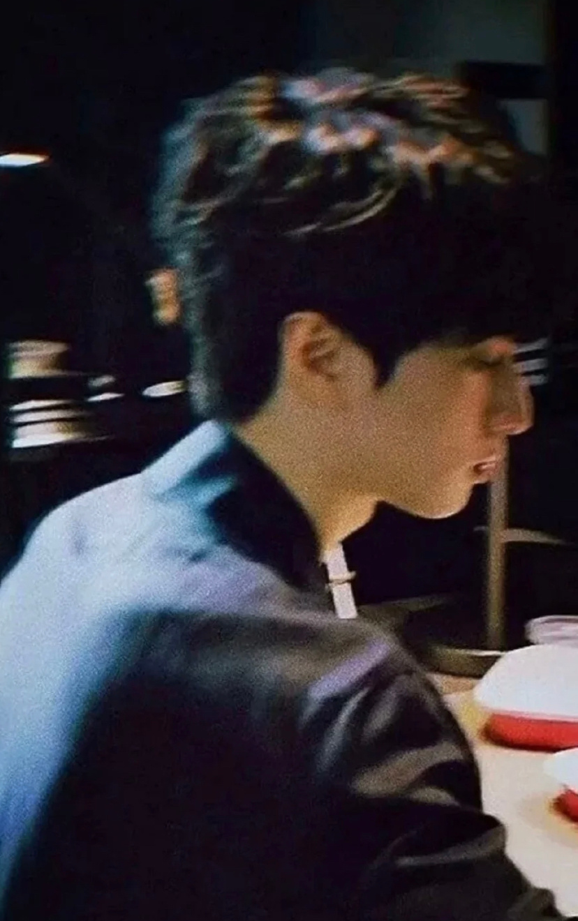 严浩翔 ​​​