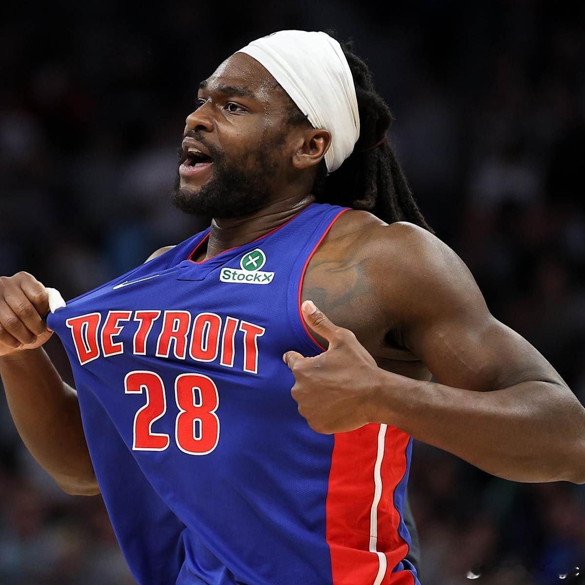 Chris Haynes：活塞中锋以赛亚·斯图尔特因左小腿一级拉伤，将至少缺席一