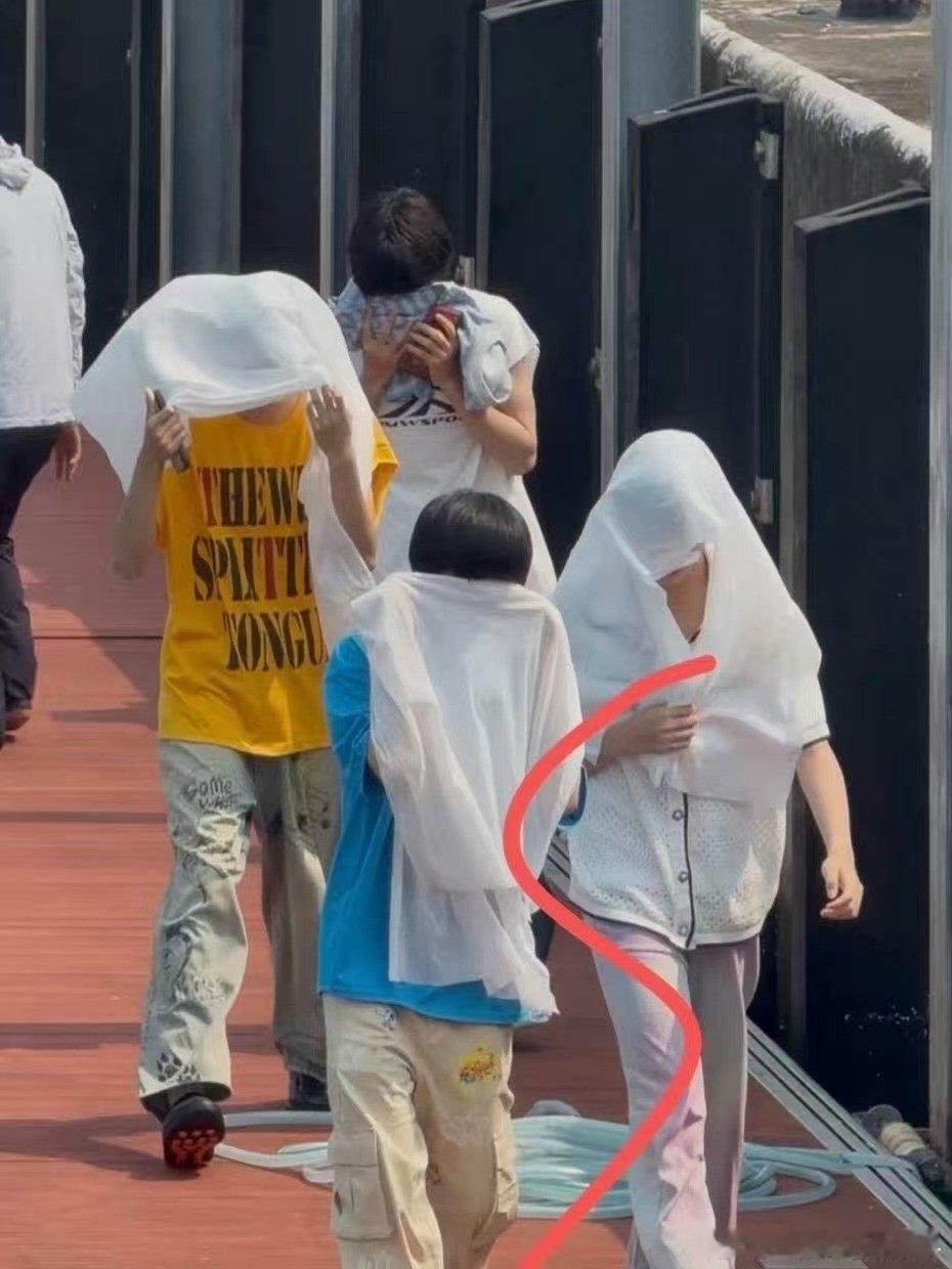 tf四代浴巾捂脸 tf四代形象管理 紧急形象管理 