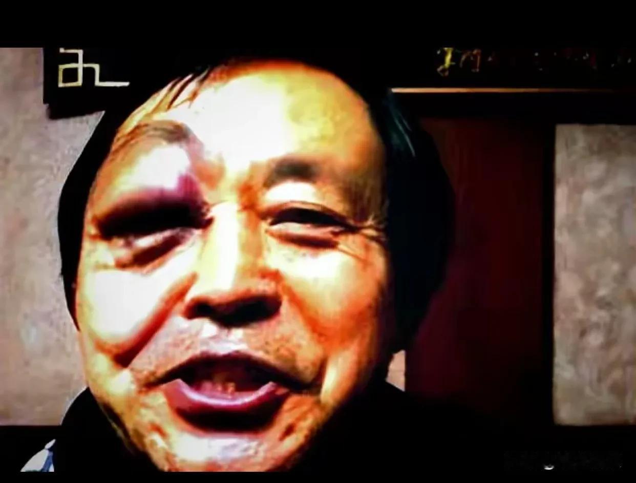 马保国呀马保国。
君子动口 小人动手！
年龄大，武功又不行。千万不要再上台与别人