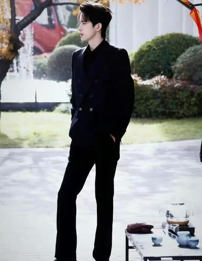 敖瑞鹏回应变帅不二之臣路透敖瑞鹏安全daddy级别来的，我愿称敖子为现偶的神 