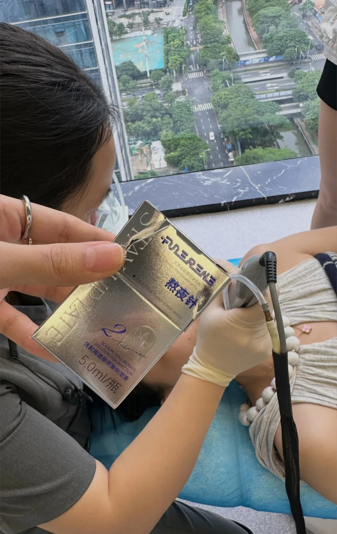 熬夜党水光💉素颜出门太牛了