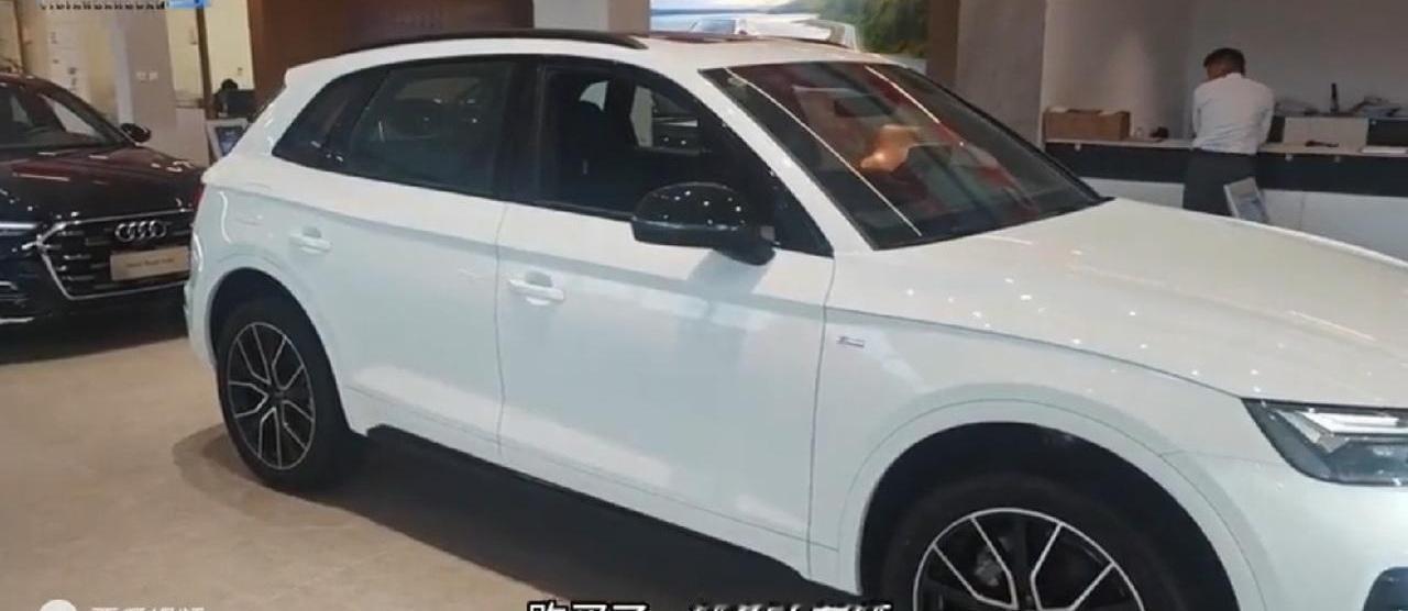 花30.5万买台奥迪Q5L，九个月后卖车一查，右后翼子板漆面厚得像糊了腻子，这到