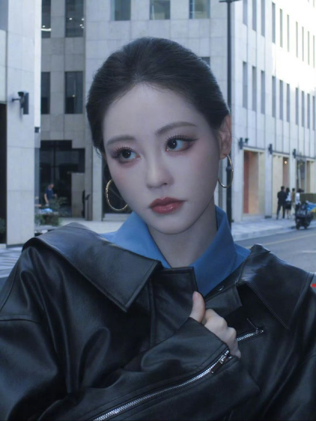 救命祝祝的头骨也太优越了吧 好强的姬感、、有没有双女主剧本……想看🥵🥵❤️‍