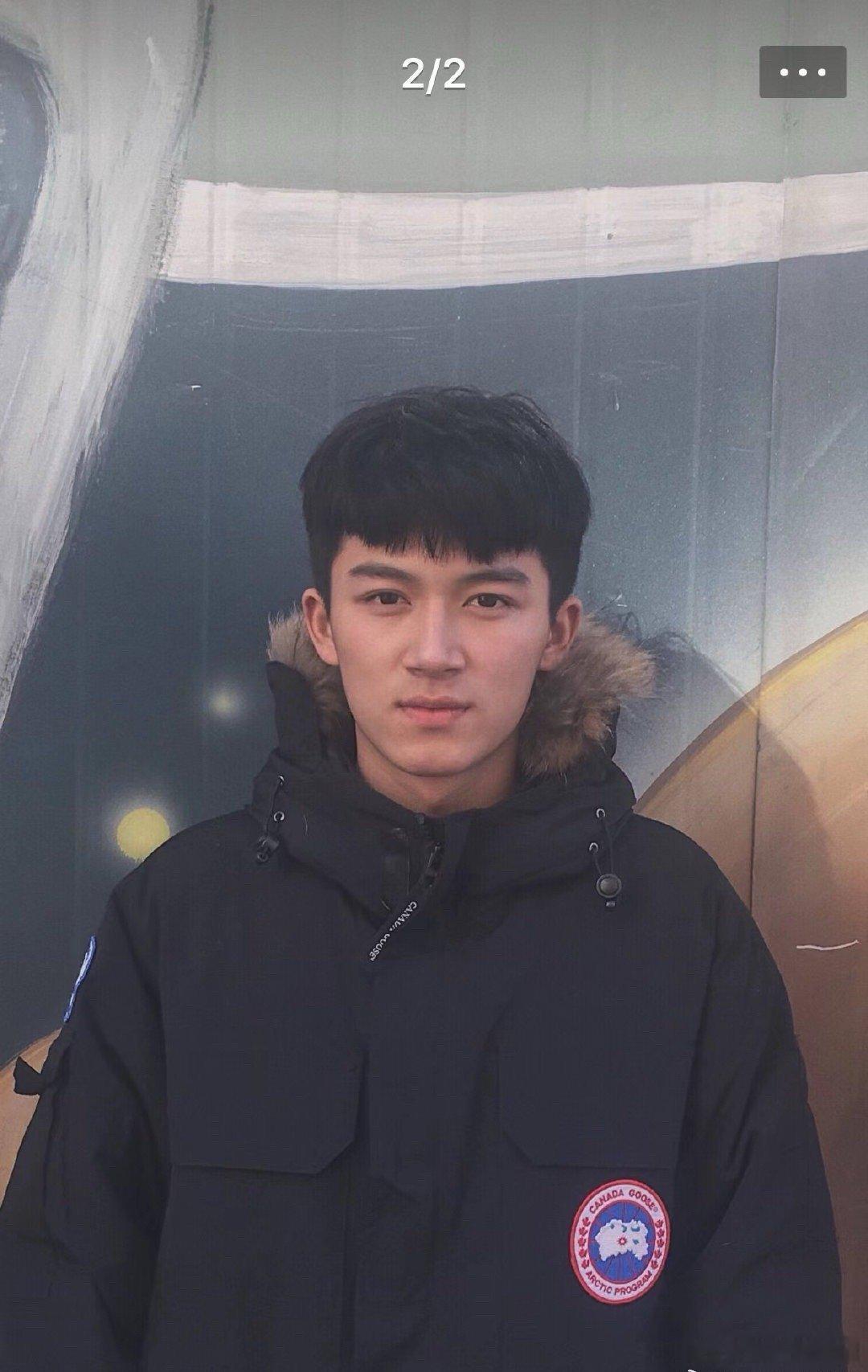 王星越素颜照🈶，来康康素颜状态如何[吃瓜] ​​​