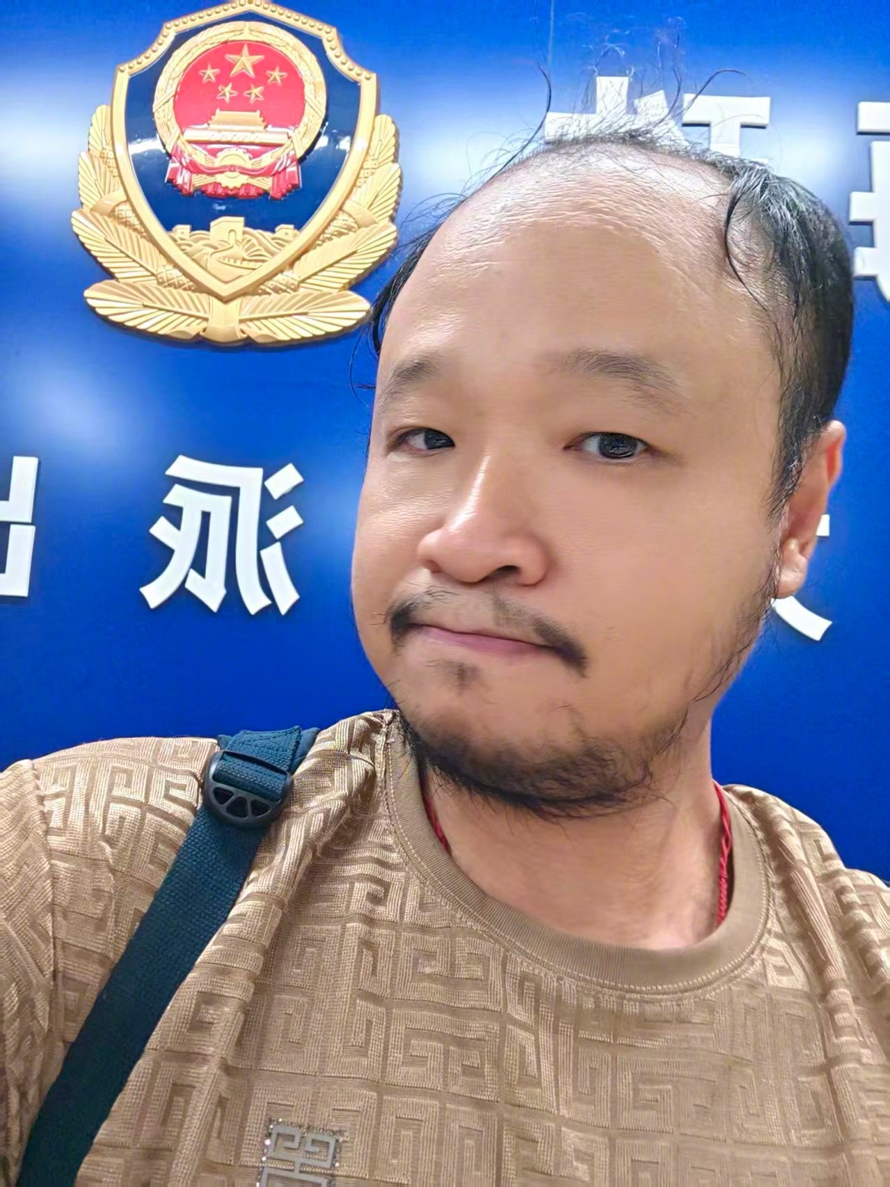 1. 跨越百年撞脸忽必烈，大家打几分？2. 古今同脸！实拍对比忽必烈画像3. 谁