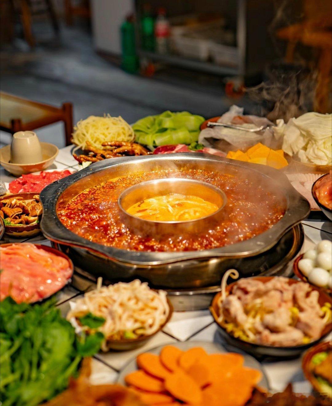 重庆之行圆满！下次有机会再来，溜了溜了[淡淡的]  ​​​