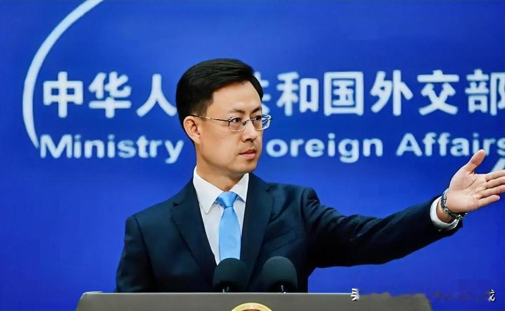 111.54亿美元！这笔钱算是彻底要把赖清德那点家底给掏空了。
 
美国这回是真