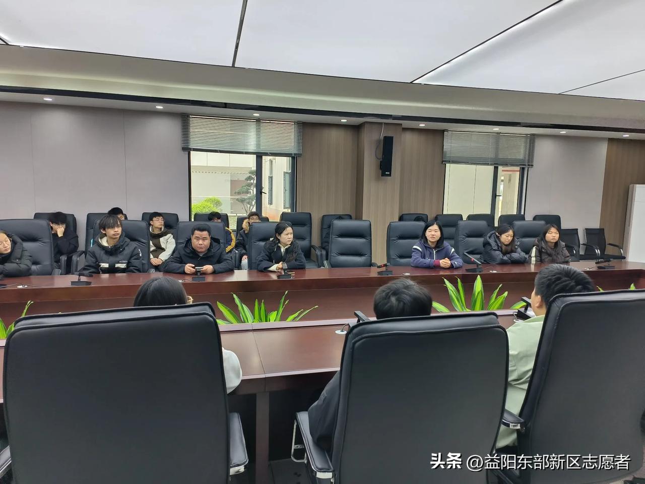 燃青春之火，铸志愿之光
 
        3月31日上午，益阳团市委社会联络部