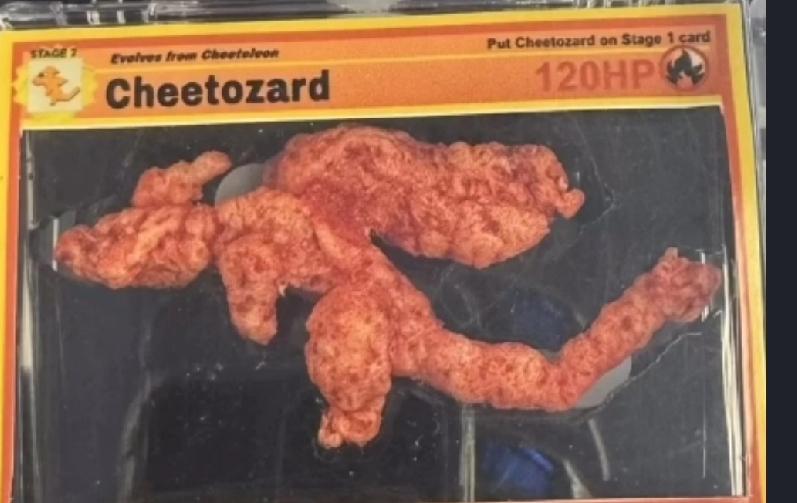 一块外形酷似日本著名游戏动漫《宝可梦》（Pokémon）中角色「喷火龙」的粟米条