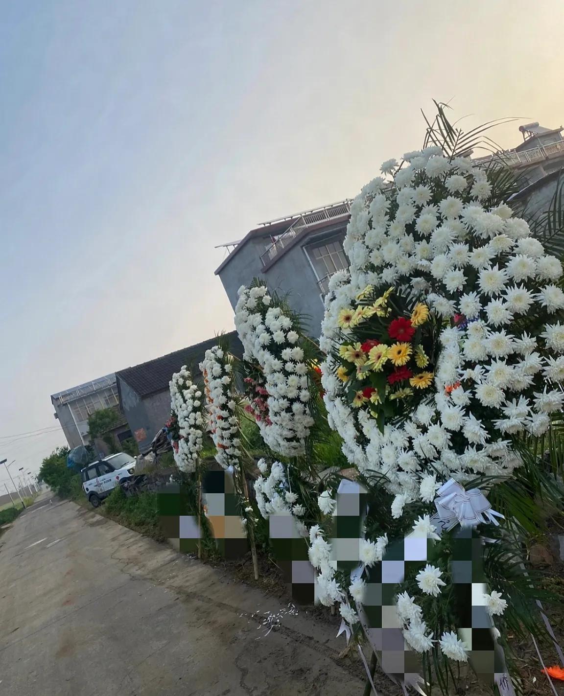 殡葬新规出台了！
于今年3月30日开始实施，
估计不少支持传统殡葬方式的人，要有