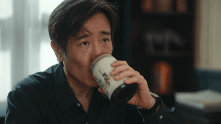 于和伟袁亦方这个角色的意义时代动荡里的一束微光，袁亦方是初代法律人的缩影，扛起一