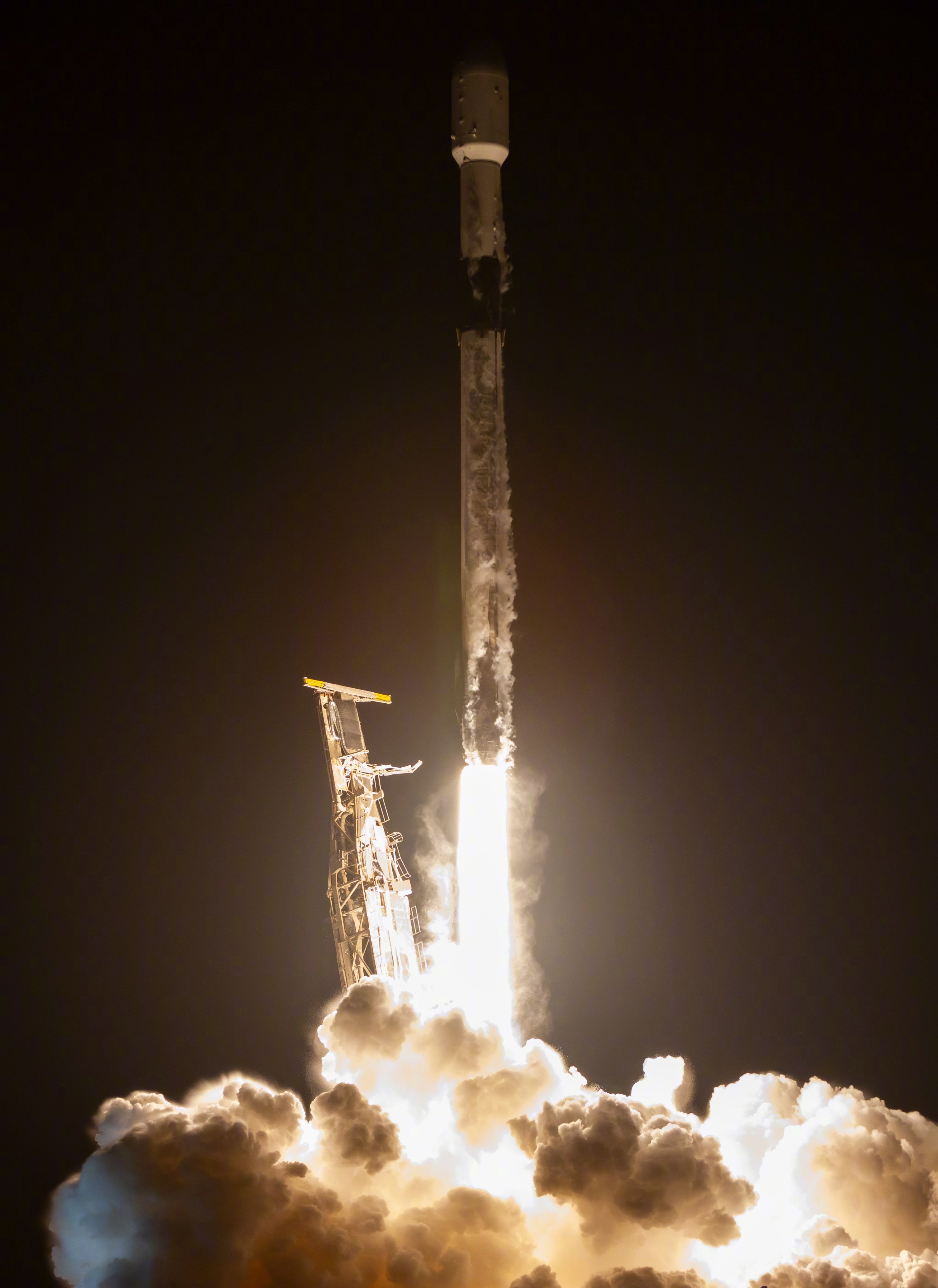 北京时间10月29日17时，SpaceX在加利福尼亚范登堡太空部队基地SLC-4