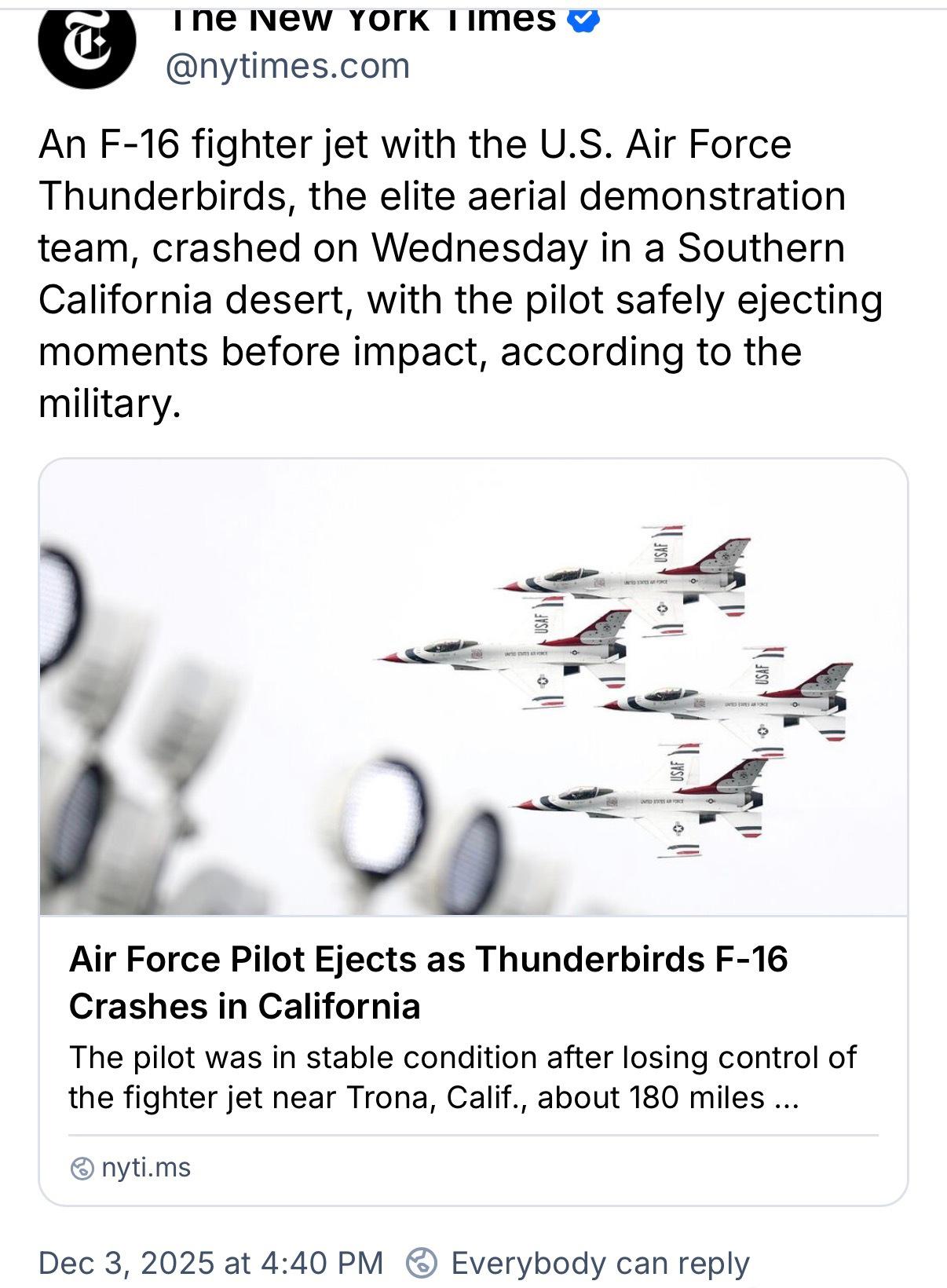 雷鸟折翼了。

十二月三号上午，一架隶属于美国空军“雷鸟”飞行表演队的F-16C