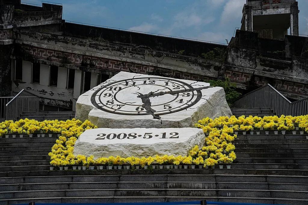 不知不觉，2008年汶川大地震已经过去17年了，那伤心、感动的一幕幕还历历在目，