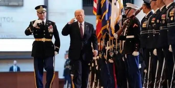 特朗普要打造梦想军队【特朗普提出1.5万亿美元军费目标】美国总统特朗普7日提出，