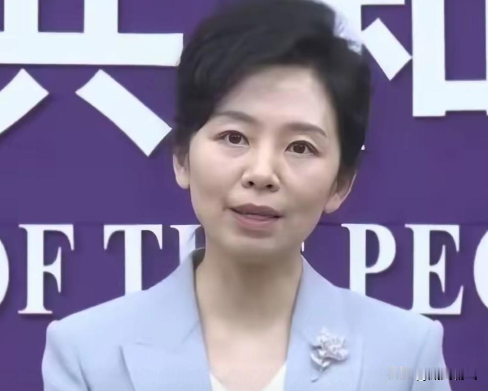 中国商务部正式宣布，对欧盟出手，
4月24日，我们商务部正式宣布：为维护国家安全