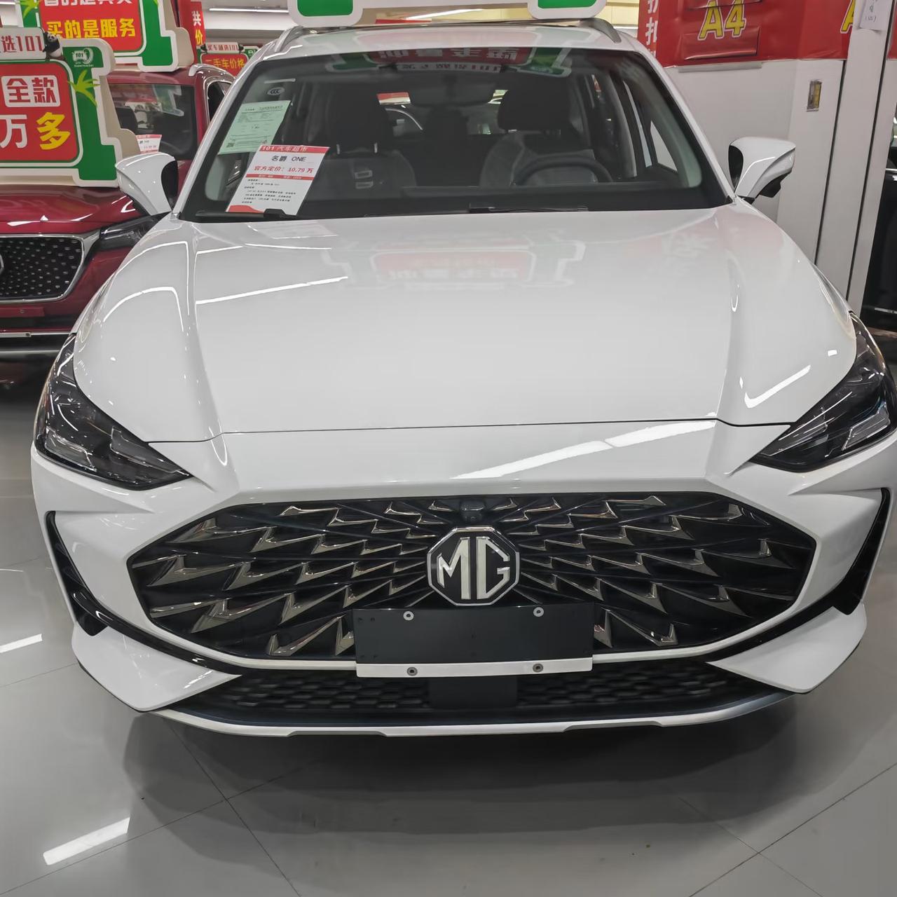 名爵ONE的“好”与“不够好”，都写在价格和定位里。10万级1.5T+CVT，1