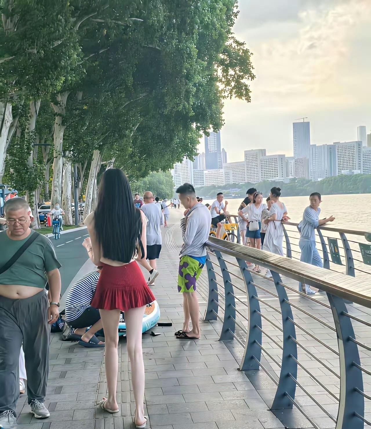 人来人往