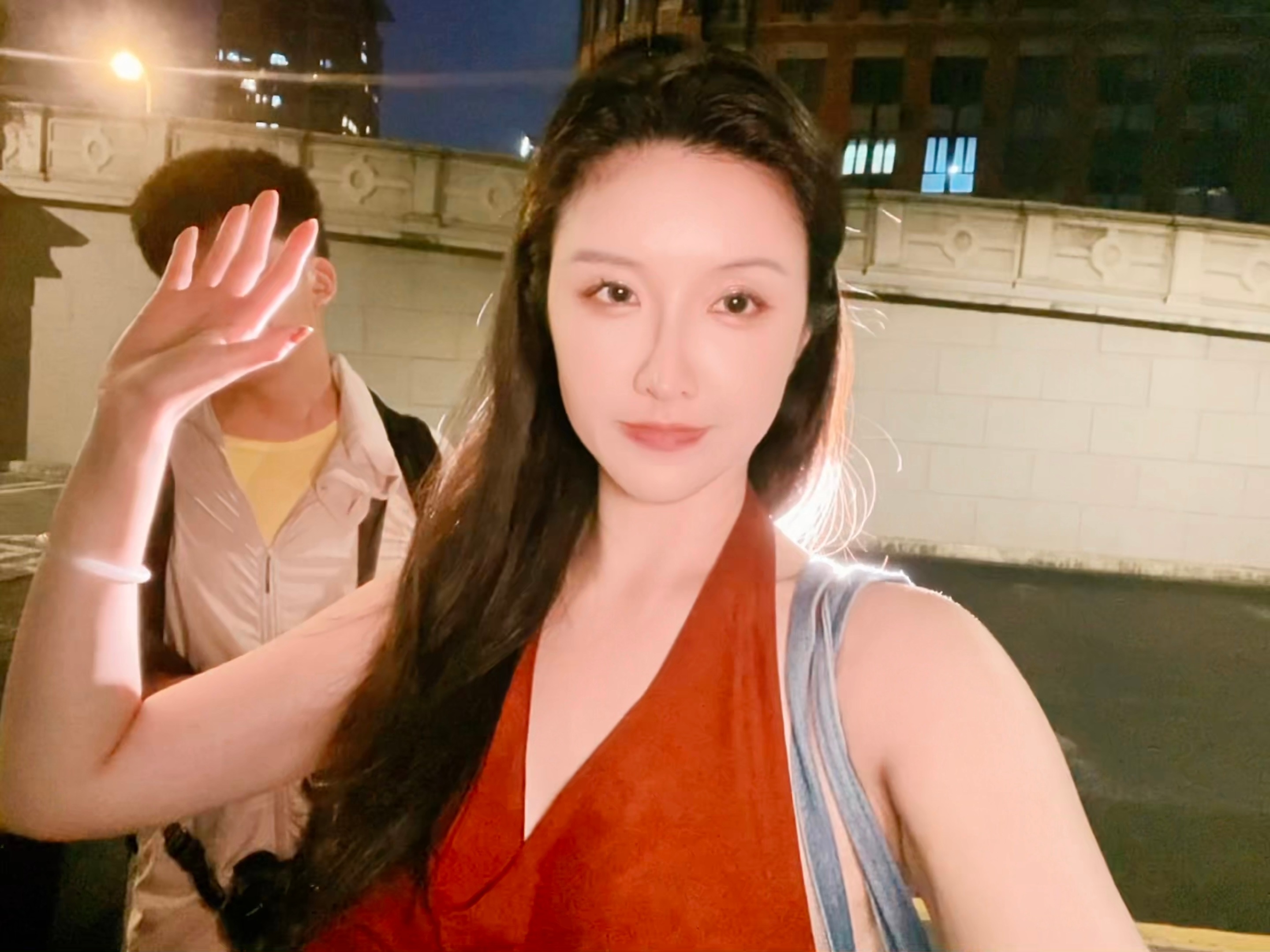 两天没合过眼了 接近崩溃🫩  收工！！！🛏️jennanni的日常 ​​​