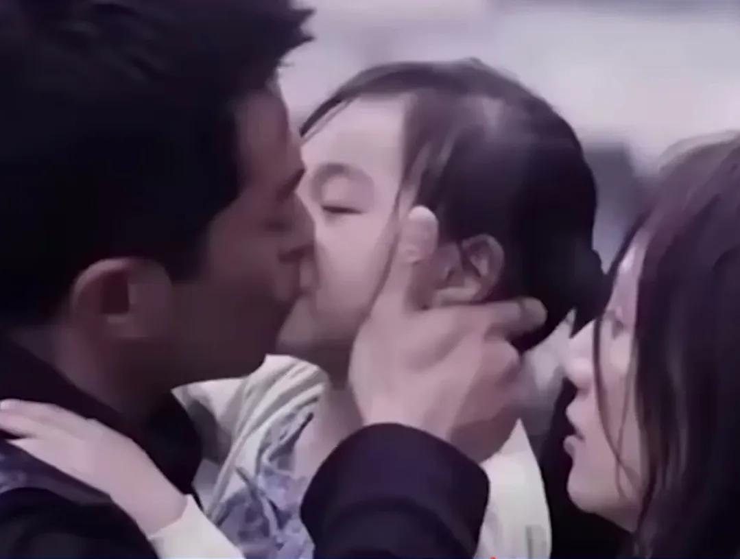 不知道你们看这个电影没，现在再看古天乐和4岁女童在电影里嘴对嘴亲吻的片段，真恶心