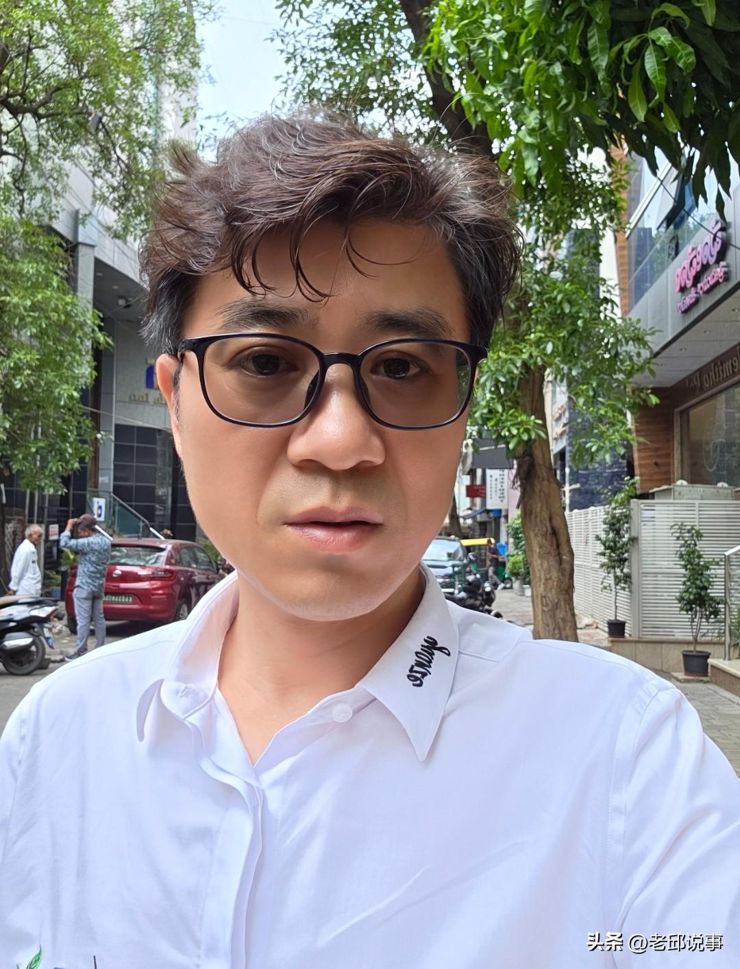最近“郭局长”那事儿闹得沸沸扬扬，隐私被曝光，网友们可是扒了个底朝天。这让我不禁