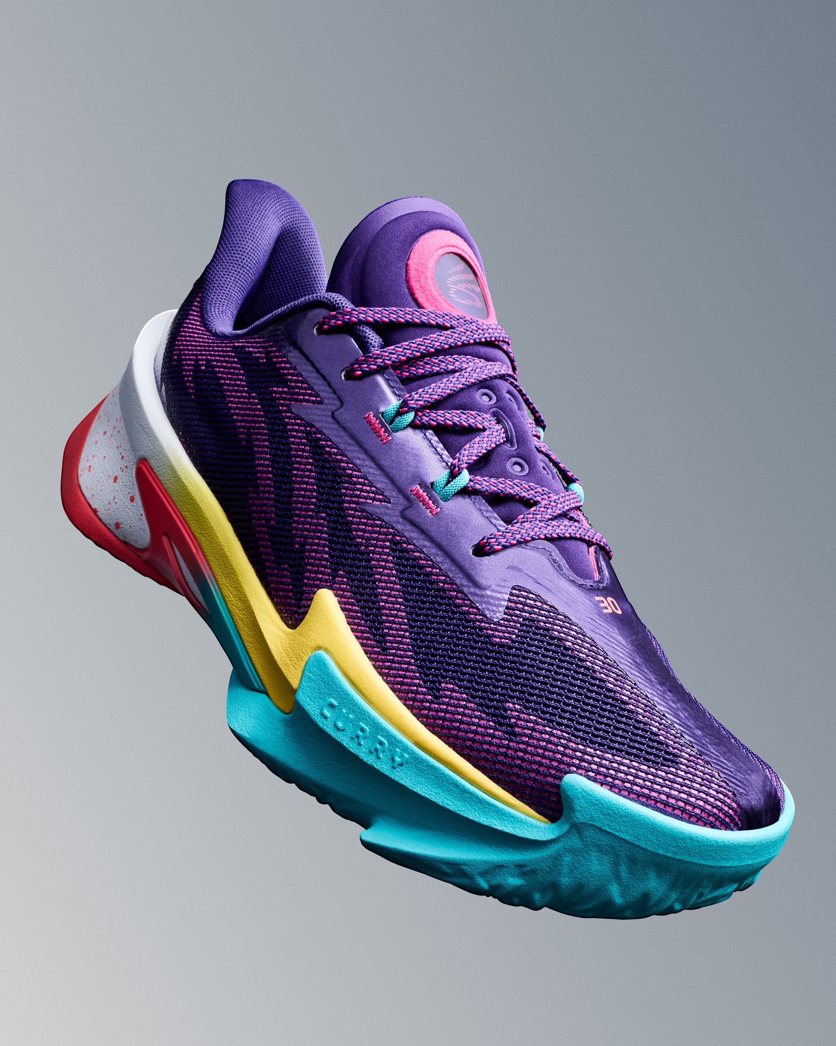 Curry Brand 和 Under Armour 将于 8 月 15 日星期