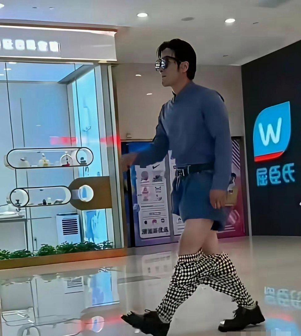 这样的穿搭，不得不说，惊呆了 
