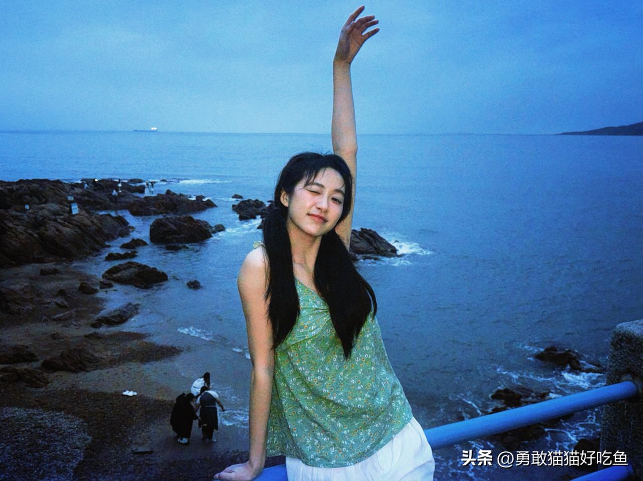 杨肸子分享图片
