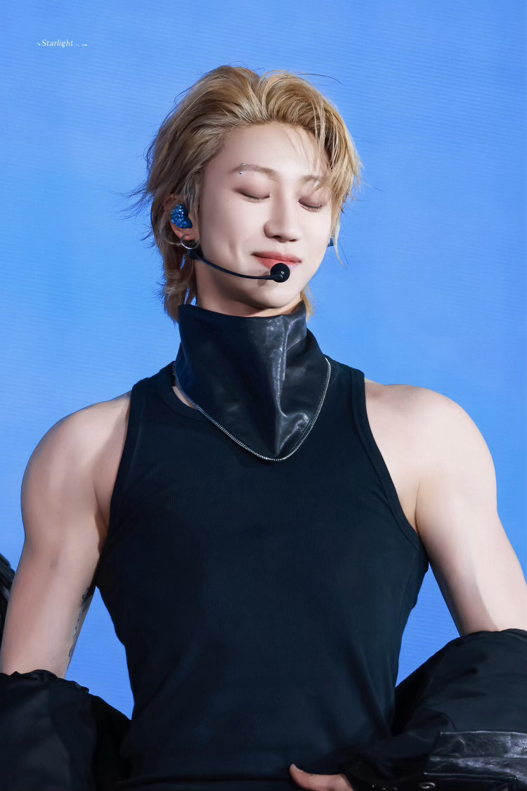 徐明浩有自己四月的漂流 徐明浩你到底有几个版本，能不能出一个“四月漂流·打工人代