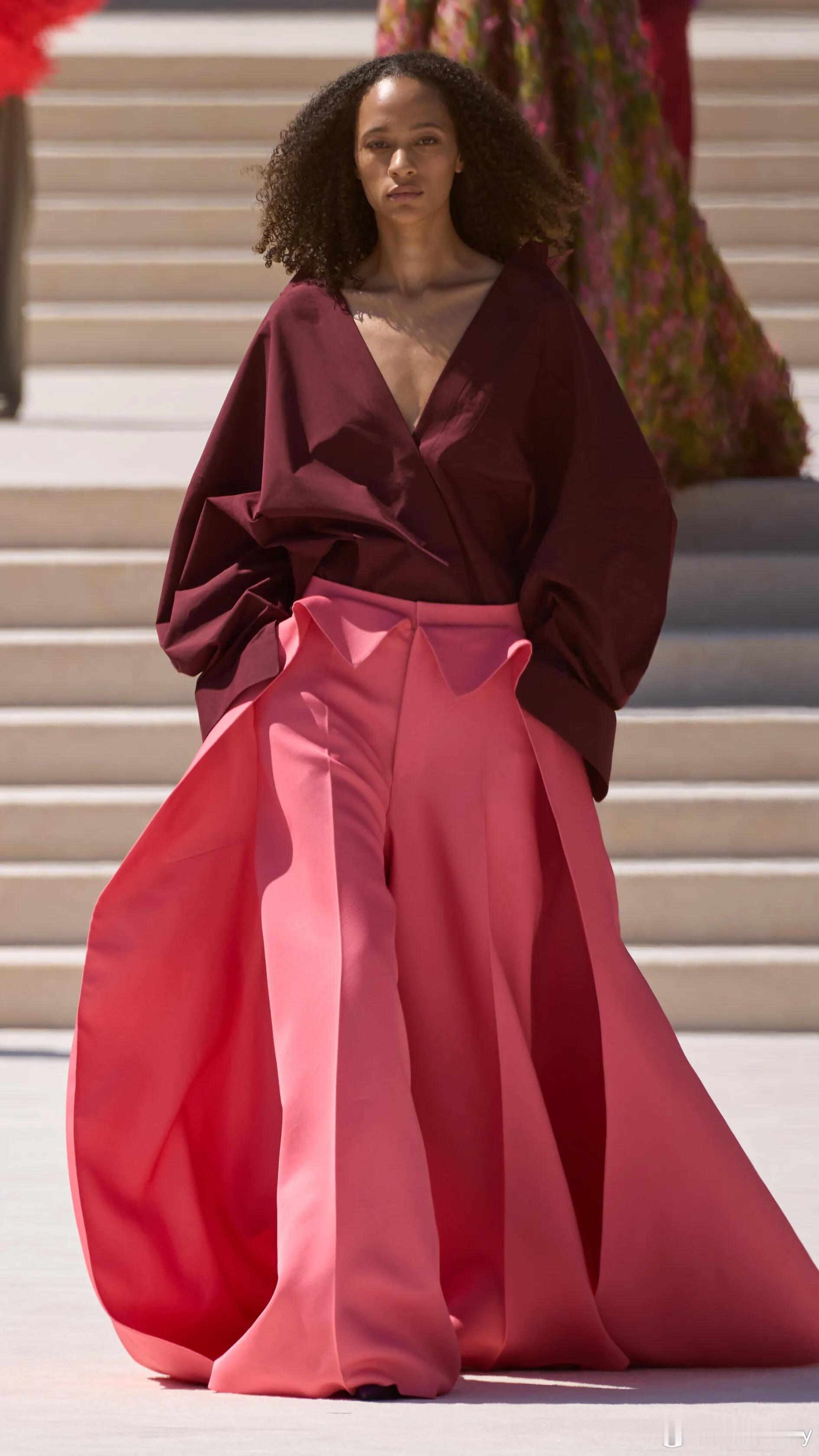 巴黎高定时装周巴黎高定周焦点 Balenciaga 2026秋冬高定！本届巴黎高