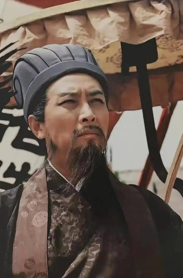 三国中的诸葛亮神机妙算为啥没能统一天下？毛主席一句话点明要害

诸葛亮在《三国演