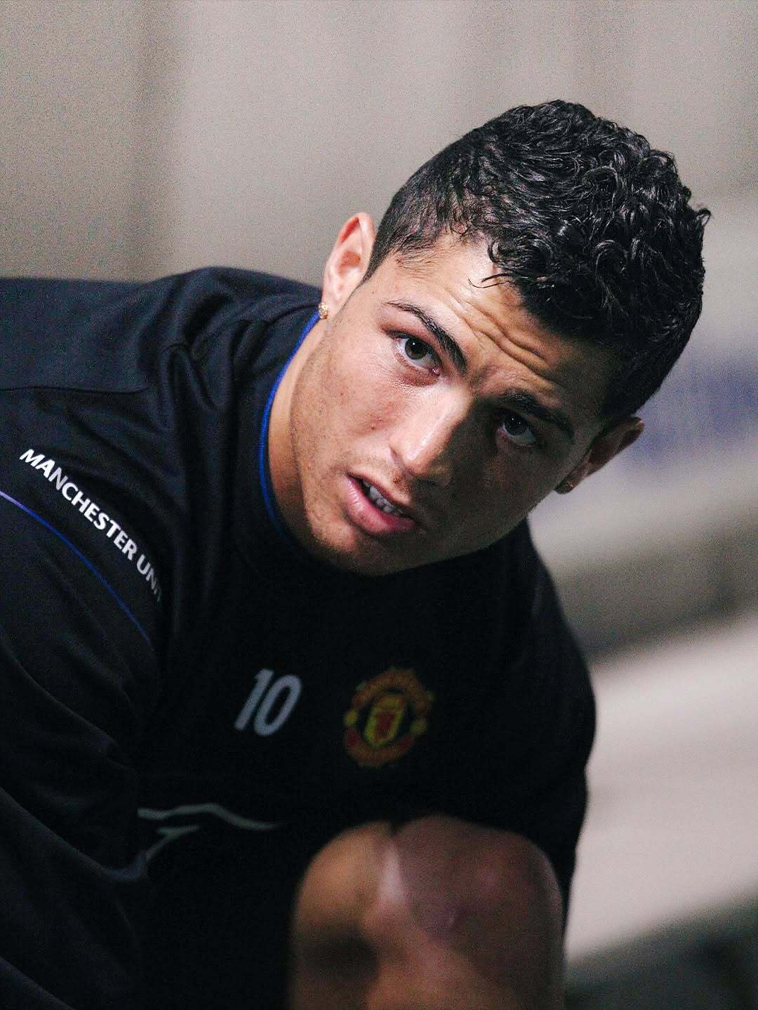 C罗c罗 在曼联的世俱杯好少年的背影 