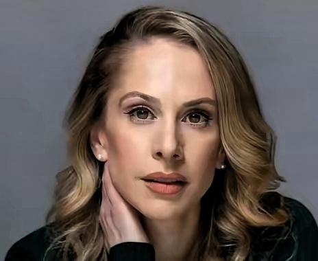 全球舆论炸锅！美国记者直言不讳，这番话戳破多少人的遮羞布！
 
美国知名记者安娜