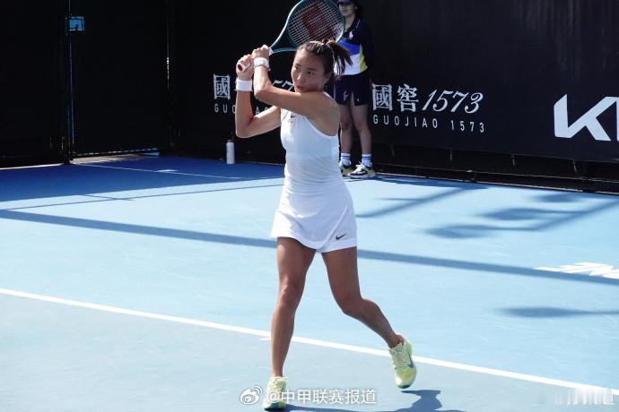 袁悦1比2帕芙柳琴科娃 袁悦4-6 6-4 3-6帕夫柳琴科娃，遭遇了一轮游！ 