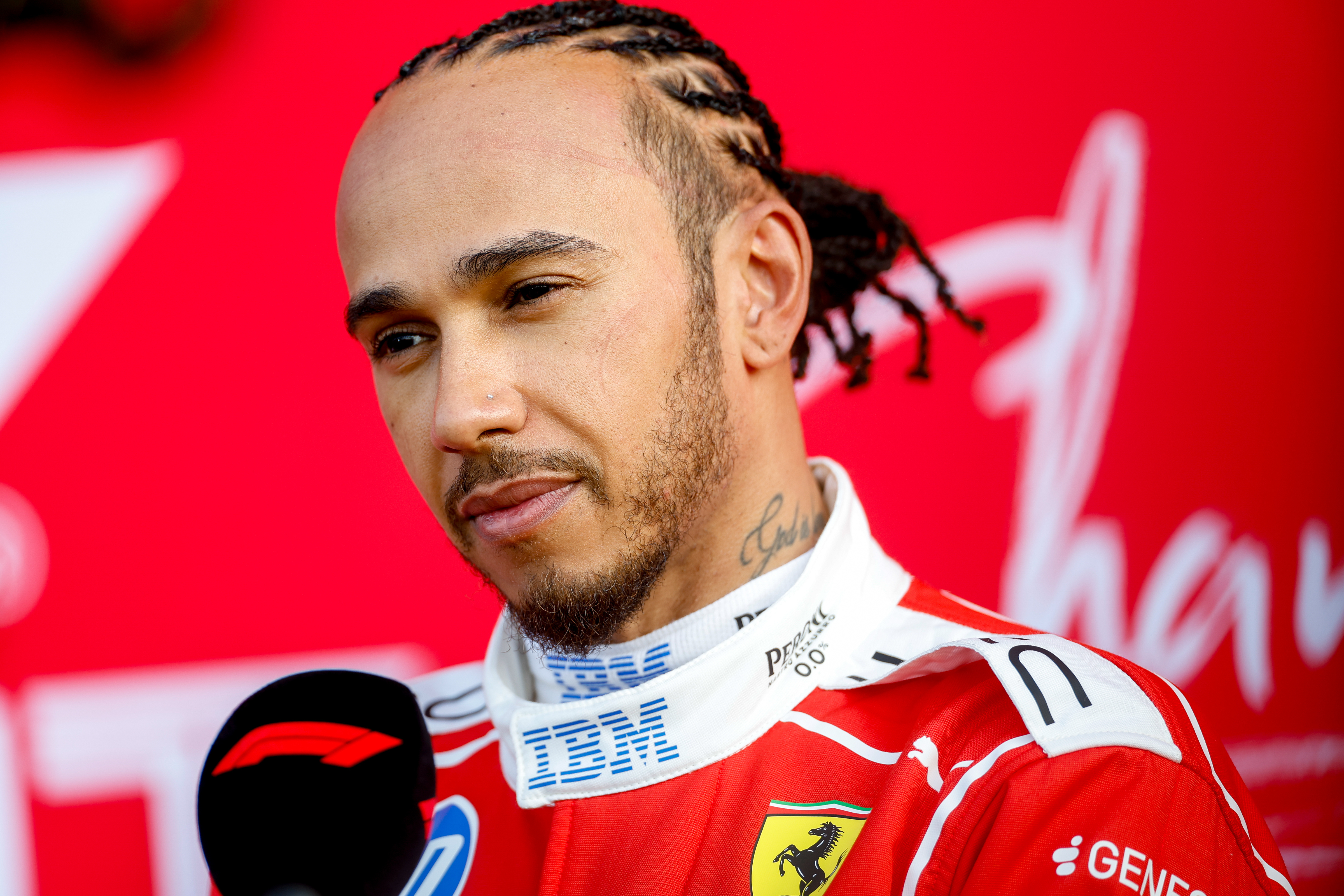 上海的摄影师直接把我姐拍成了白人 