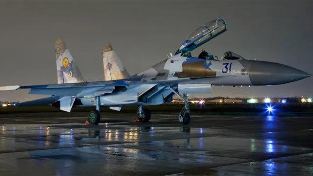 美国空军国家博物馆最近在其“冷战画廊”中展出了一架苏-27UB飞机，据称这是从一