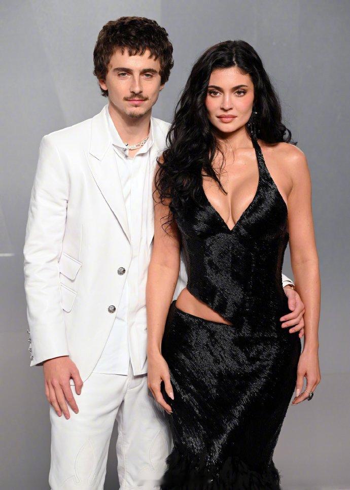 曝金小妹是肯豆亢奋男主红娘 据外媒，“金小妹”Kylie Jenner是牵线肯豆