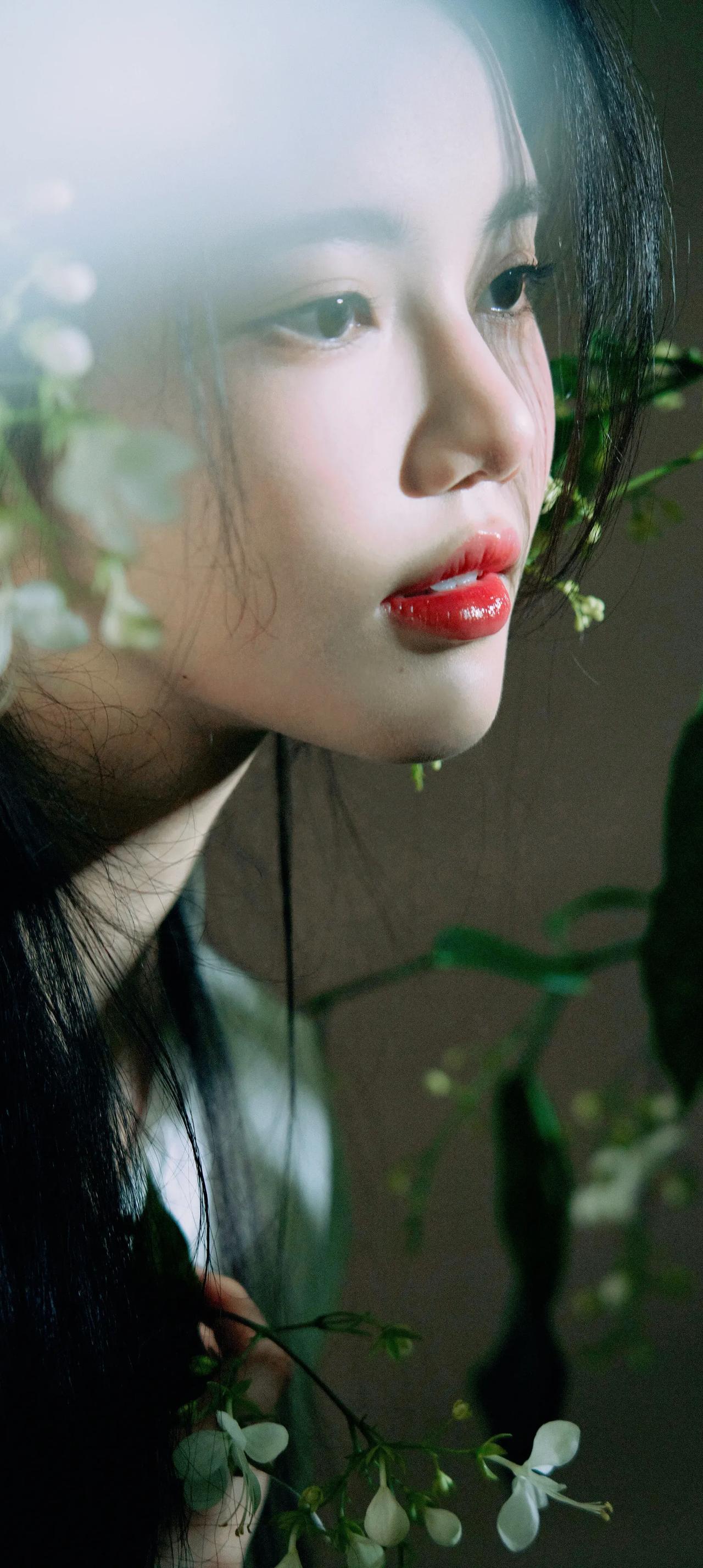 #孙珍妮# #女明星谁最美# #高清美女#
达人推荐 女主角唇泥