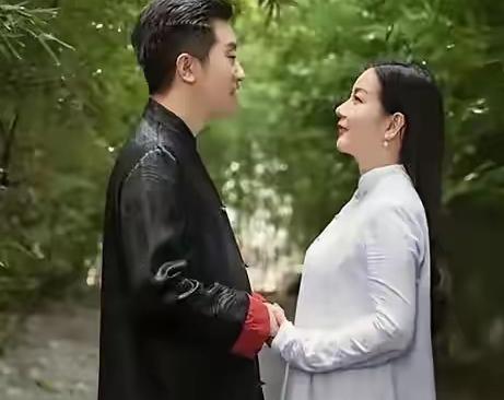 微头条日记

世间万事，没有什么是永恒不变的。网络上对于周文强的讨论，向来褒贬不