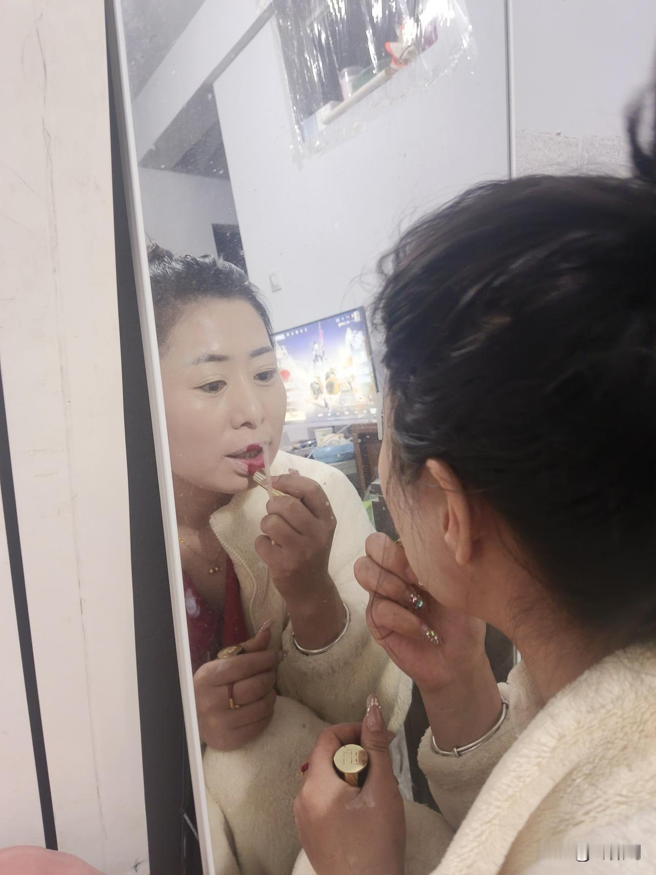 说她是小八嘎，还生气了。