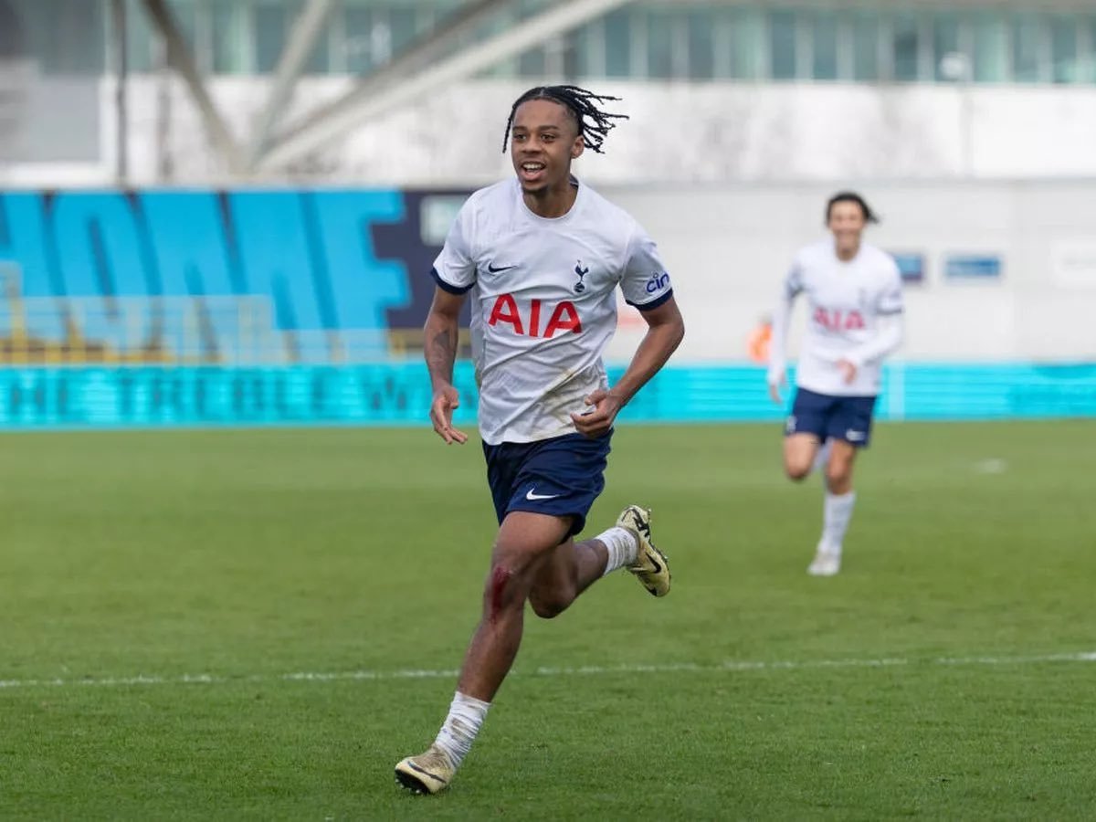 🥇BBC记者Nizaar Kinsella：米尔沃尔一度非常想签下热刺年轻中场