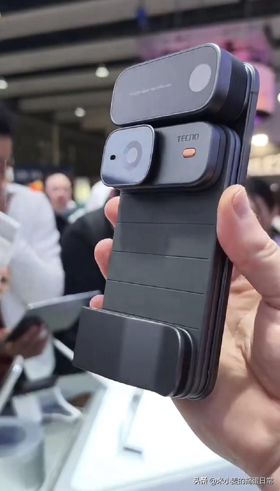 为什么中国没有模块化手机!
 
在MWC 2026上，传音这款模块化手机彻底刷新