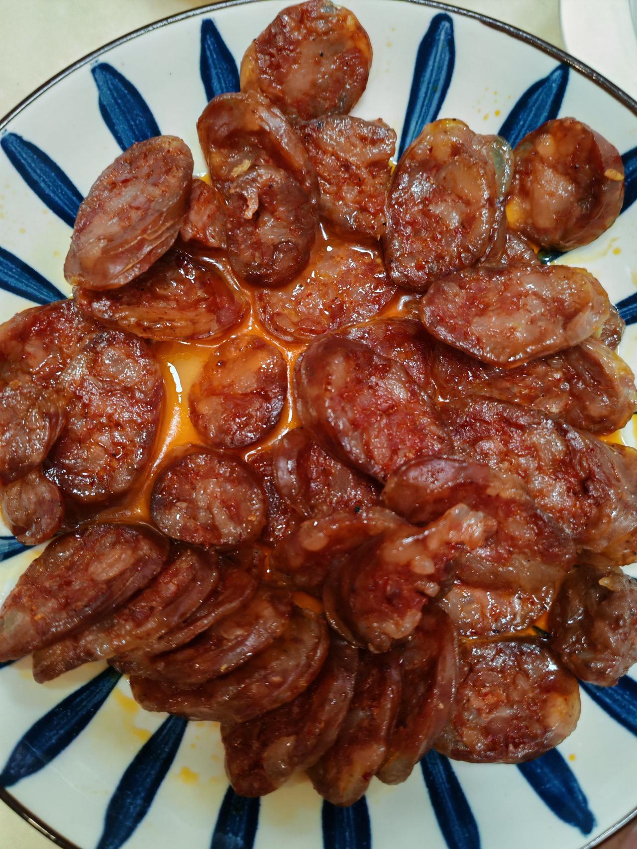 今年冬天的不同这也是冬天的快手菜，切好一蒸就可以吃了，味道不错，微辣微咸，适合我