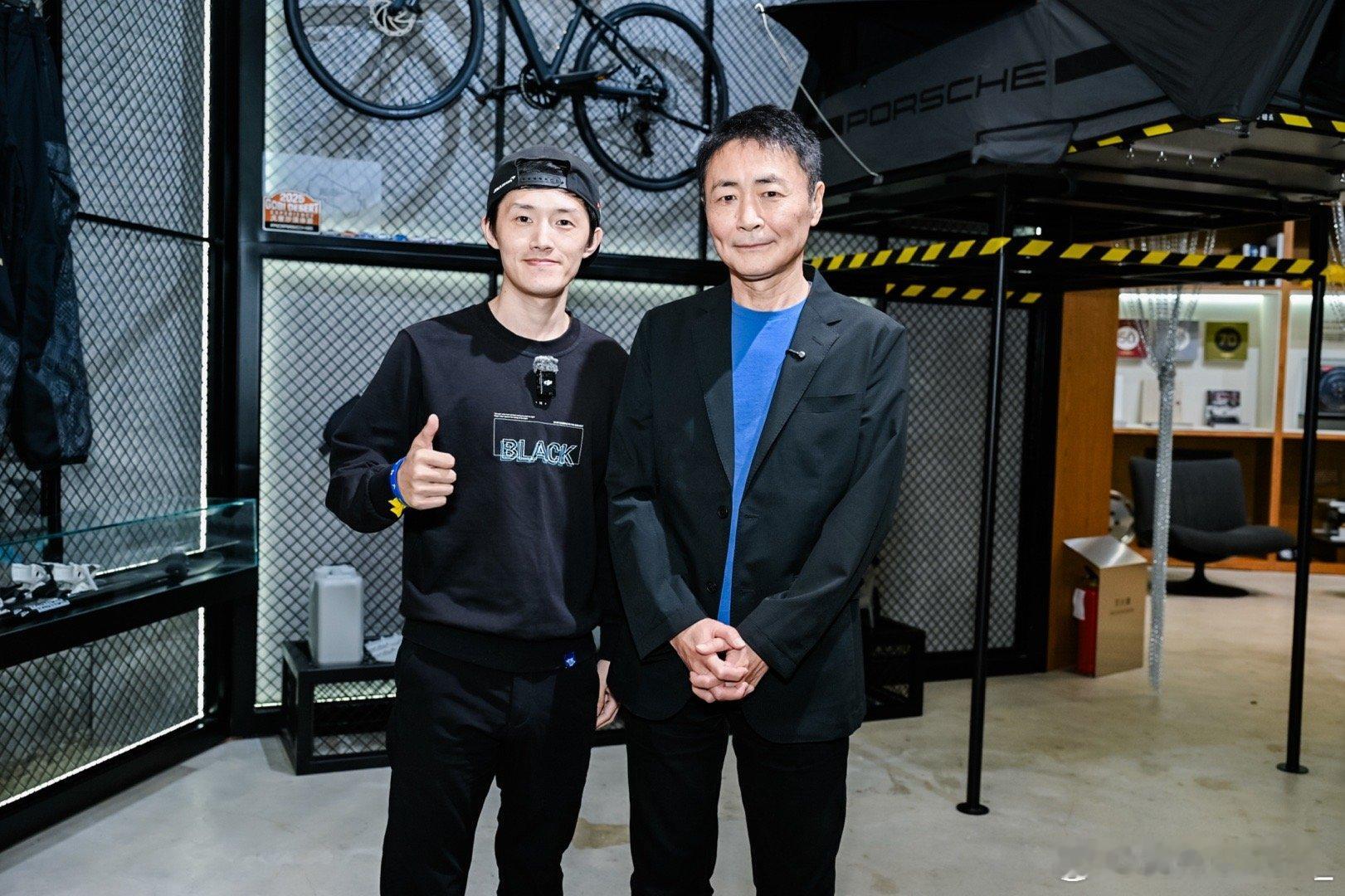 看看谁来上海了！前几个月刚在纽北和山内一典见面，前几天收到这个保密活动邀请，说山